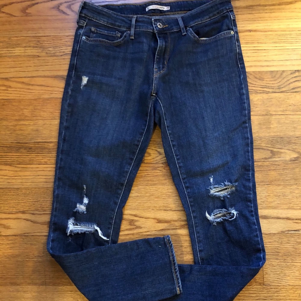 Levi’s 711 skinny jeans in distressed denim